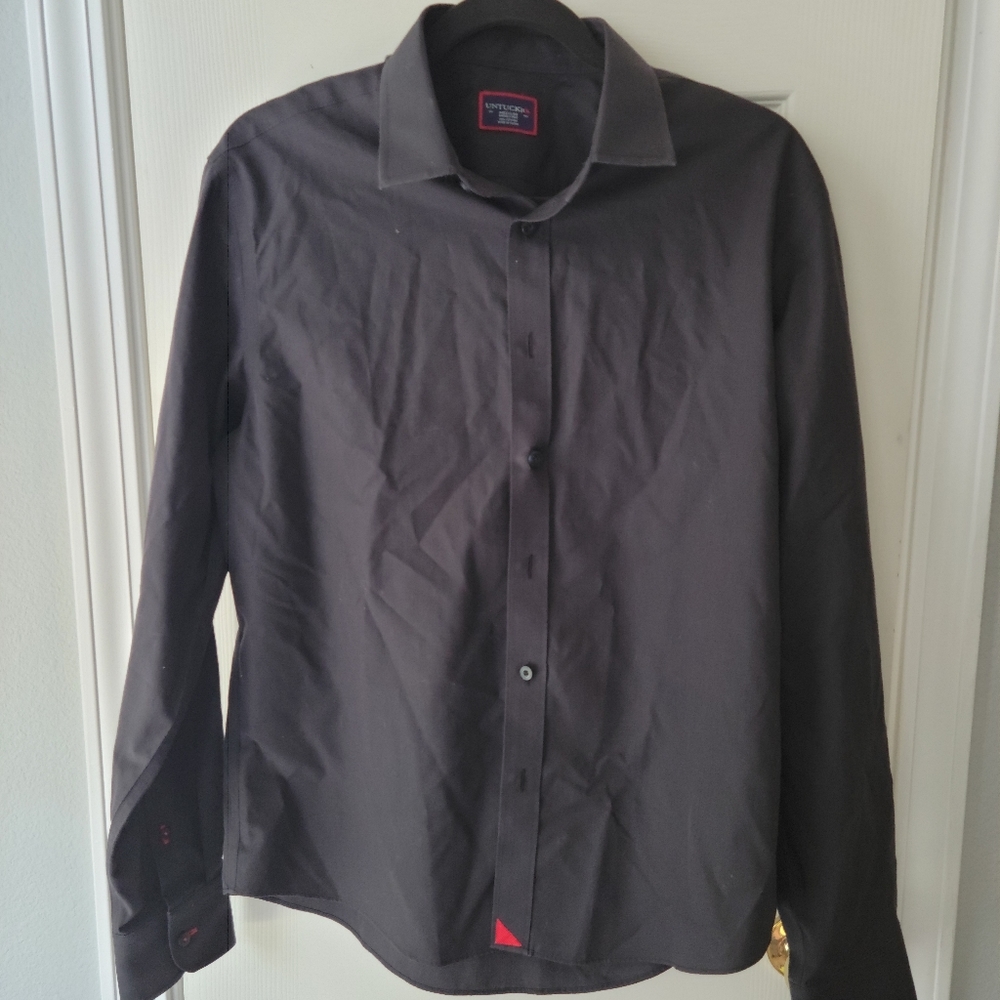 Men's UNTUCKIT button down sz M